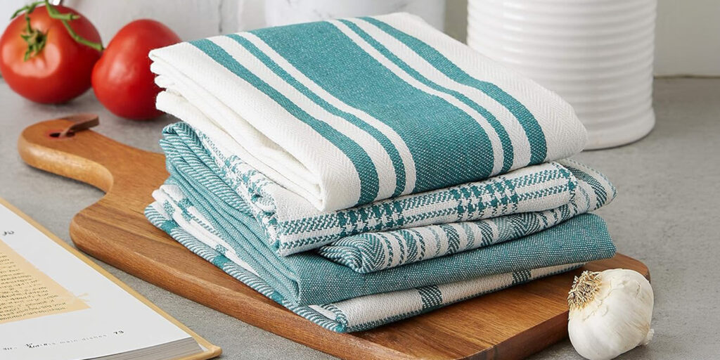 Flat woven cotton kitchen dish towels for lining banneton baskets and drying